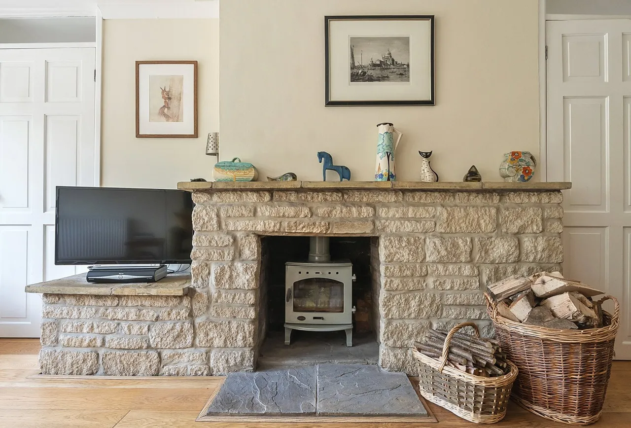 Upper Tynings, Gloucestershire, Cashes Green, GL5 4PD, photo 8