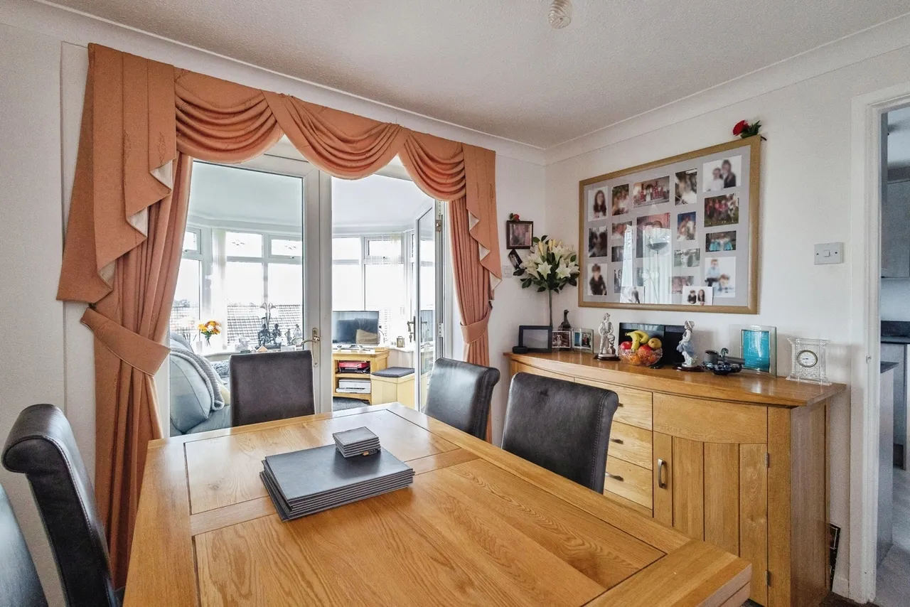 Mayfair Close, Dukinfield, Greater Manchester, SK16, photo 6