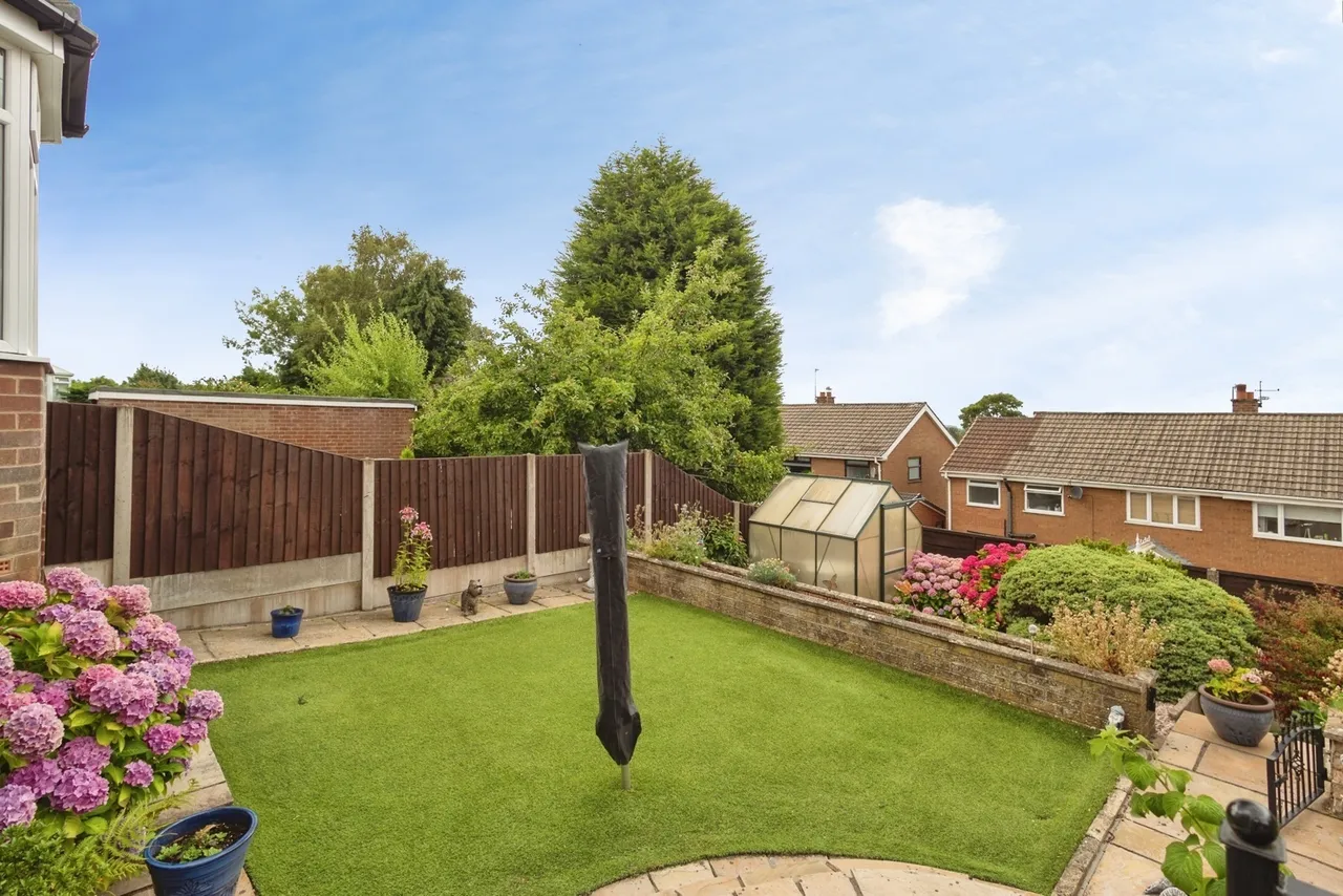 Mayfair Close, Dukinfield, Greater Manchester, SK16, photo 26