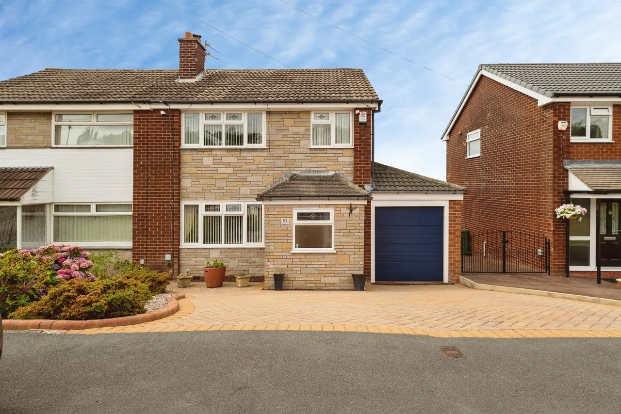 3 bed house for sale — Mayfair Close, Dukinfield, Greater Manchester, SK16