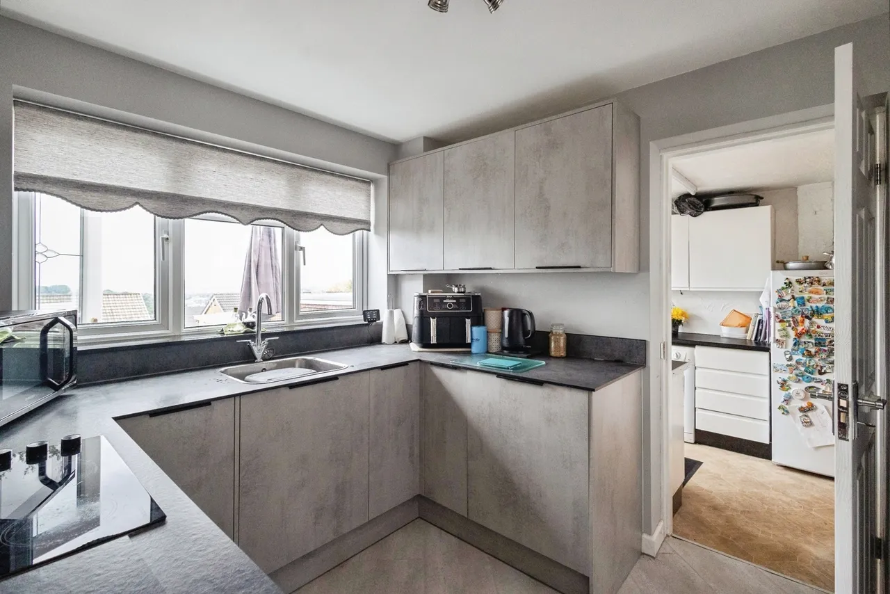 Mayfair Close, Dukinfield, Greater Manchester, SK16, photo 13
