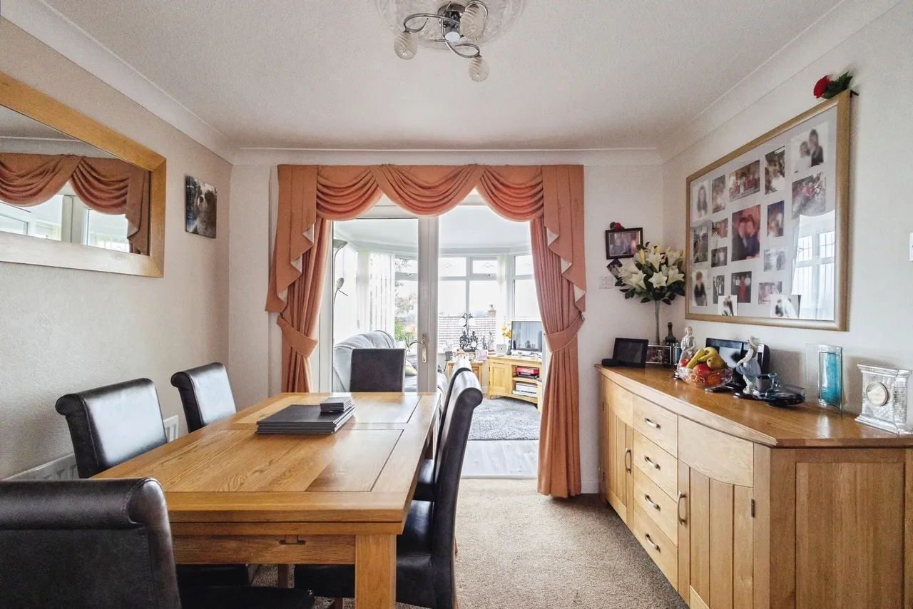 Mayfair Close, Dukinfield, Greater Manchester, SK16, photo 5