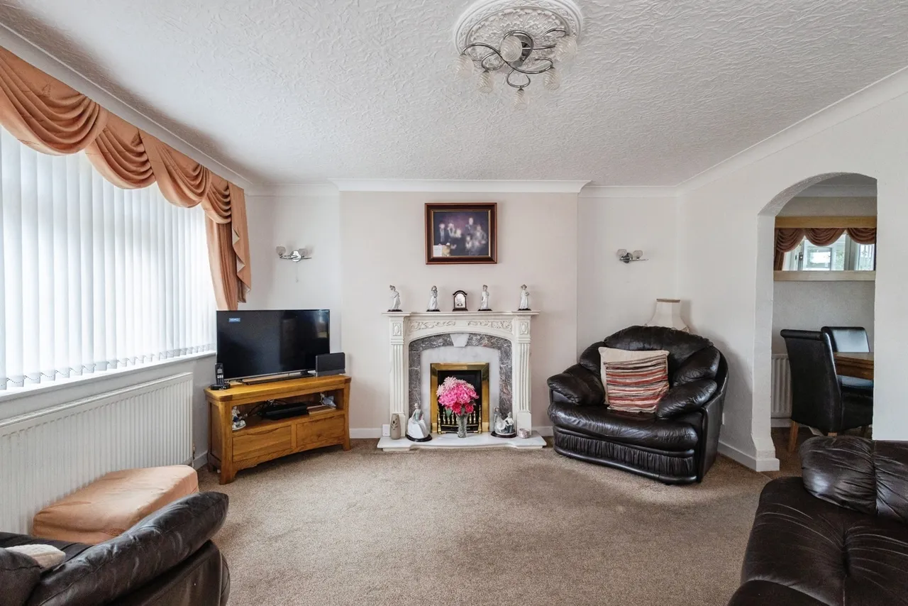 Mayfair Close, Dukinfield, Greater Manchester, SK16, photo 3