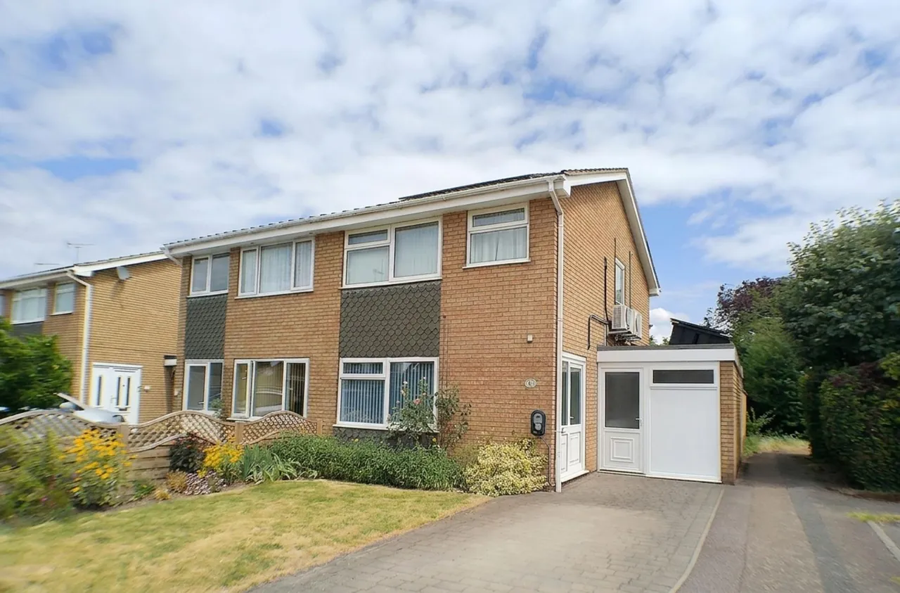 3 bed house for sale, Charnwood Grove, Bingham, NG13