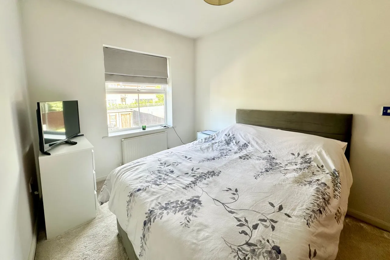 Cranwells Lane, Farnham Common, SL2, photo 7