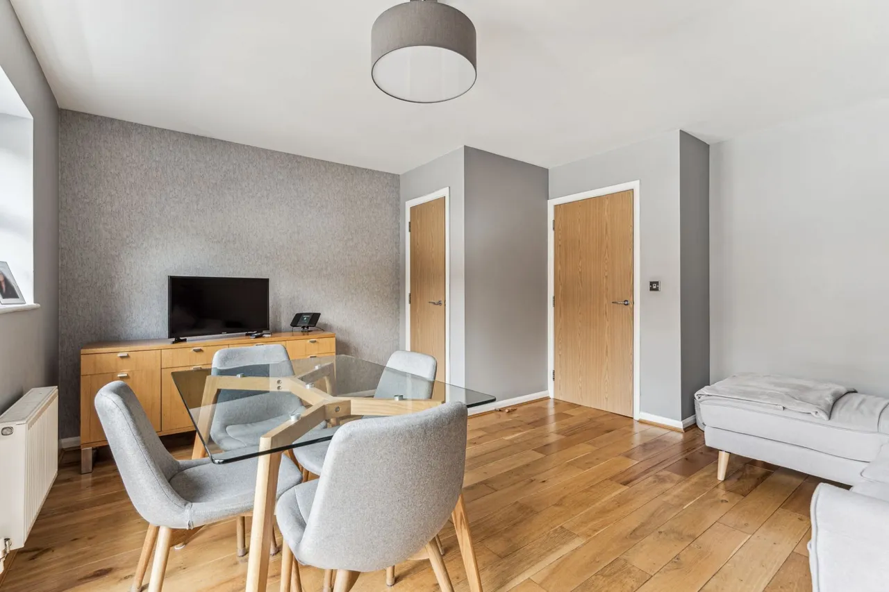 Cranwells Lane, Farnham Common, SL2, photo 6