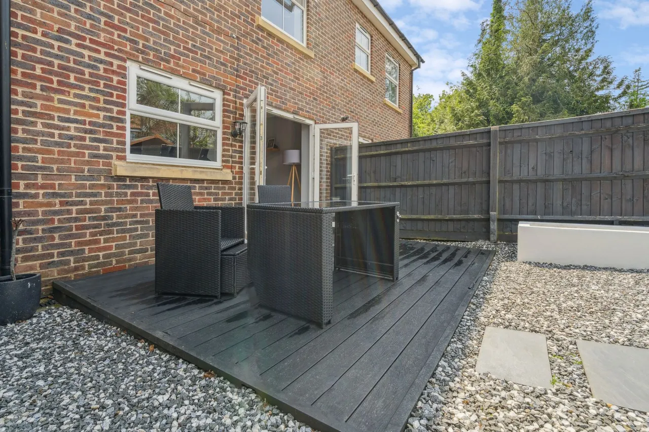 Cranwells Lane, Farnham Common, SL2, photo 12