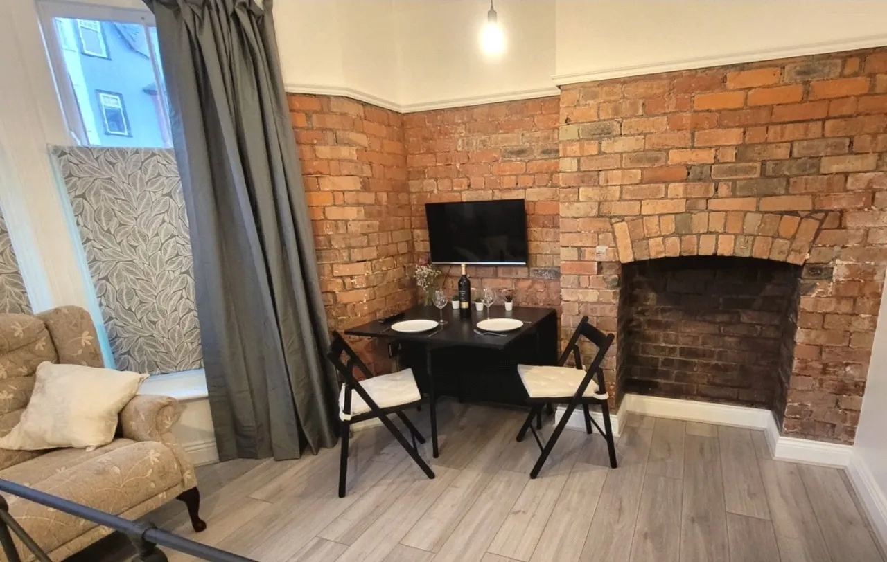 Craig Road, Llandrindod Wells, Powys, LD1 5HS, photo 4