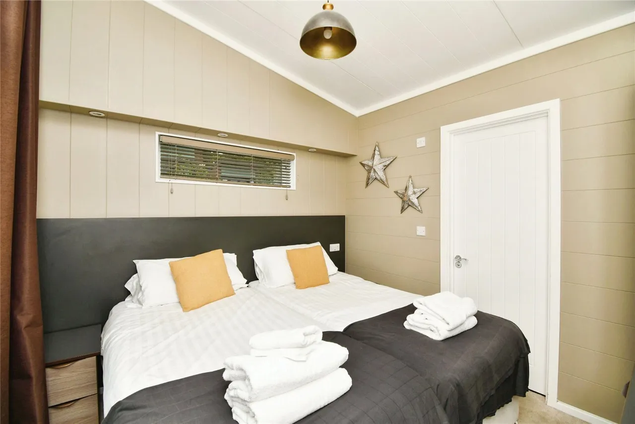 Fishguard Bay Resort, SA65, photo 10