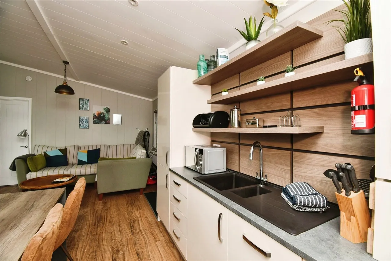 Fishguard Bay Resort, SA65, photo 6