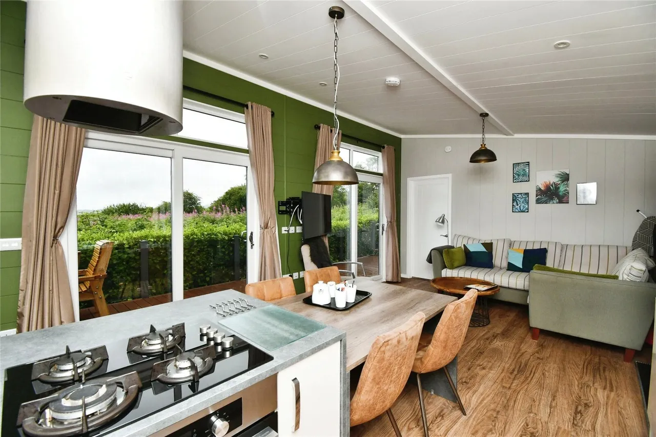Fishguard Bay Resort, SA65, photo 7