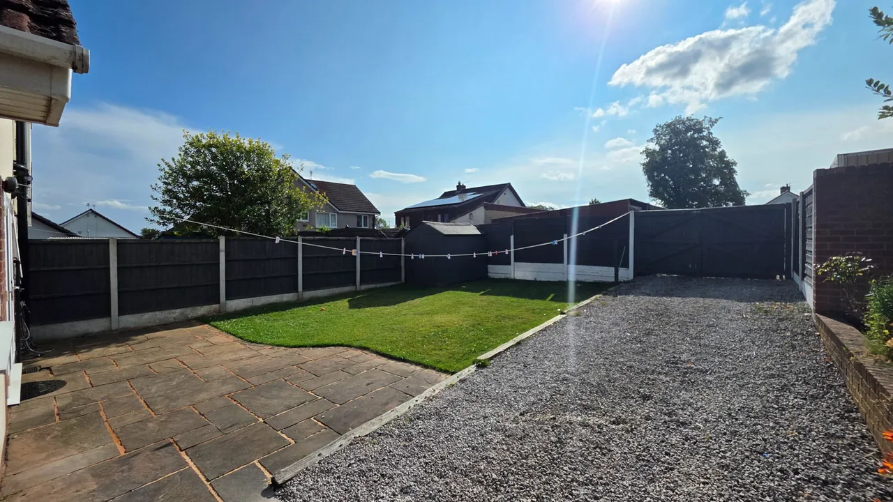 Southover, Westhoughton, BL5, photo 4