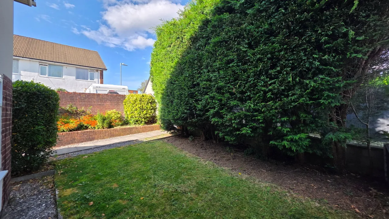 Southover, Westhoughton, BL5, photo 6