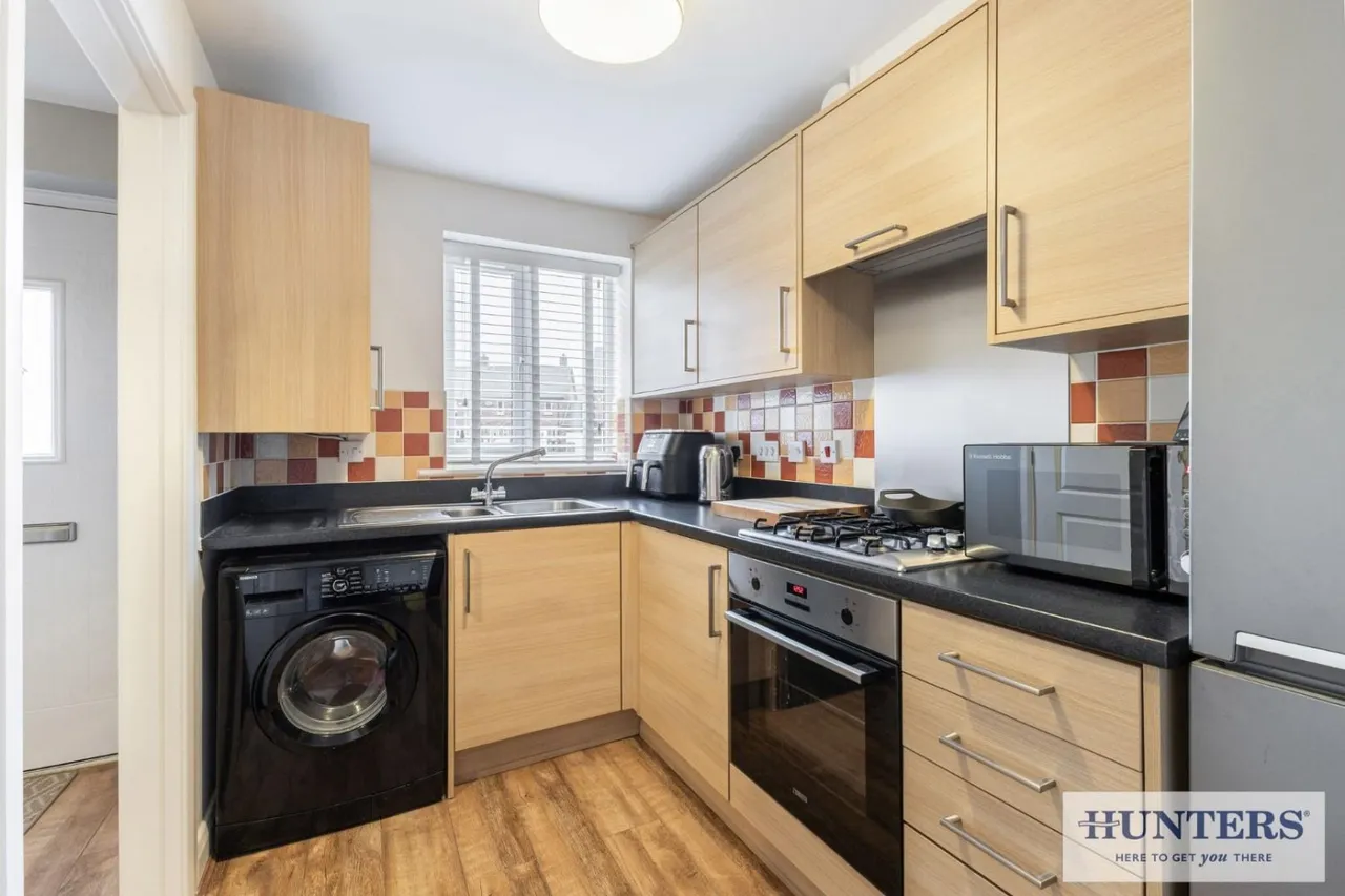 Edison Way, Guiseley, LS20, photo 5