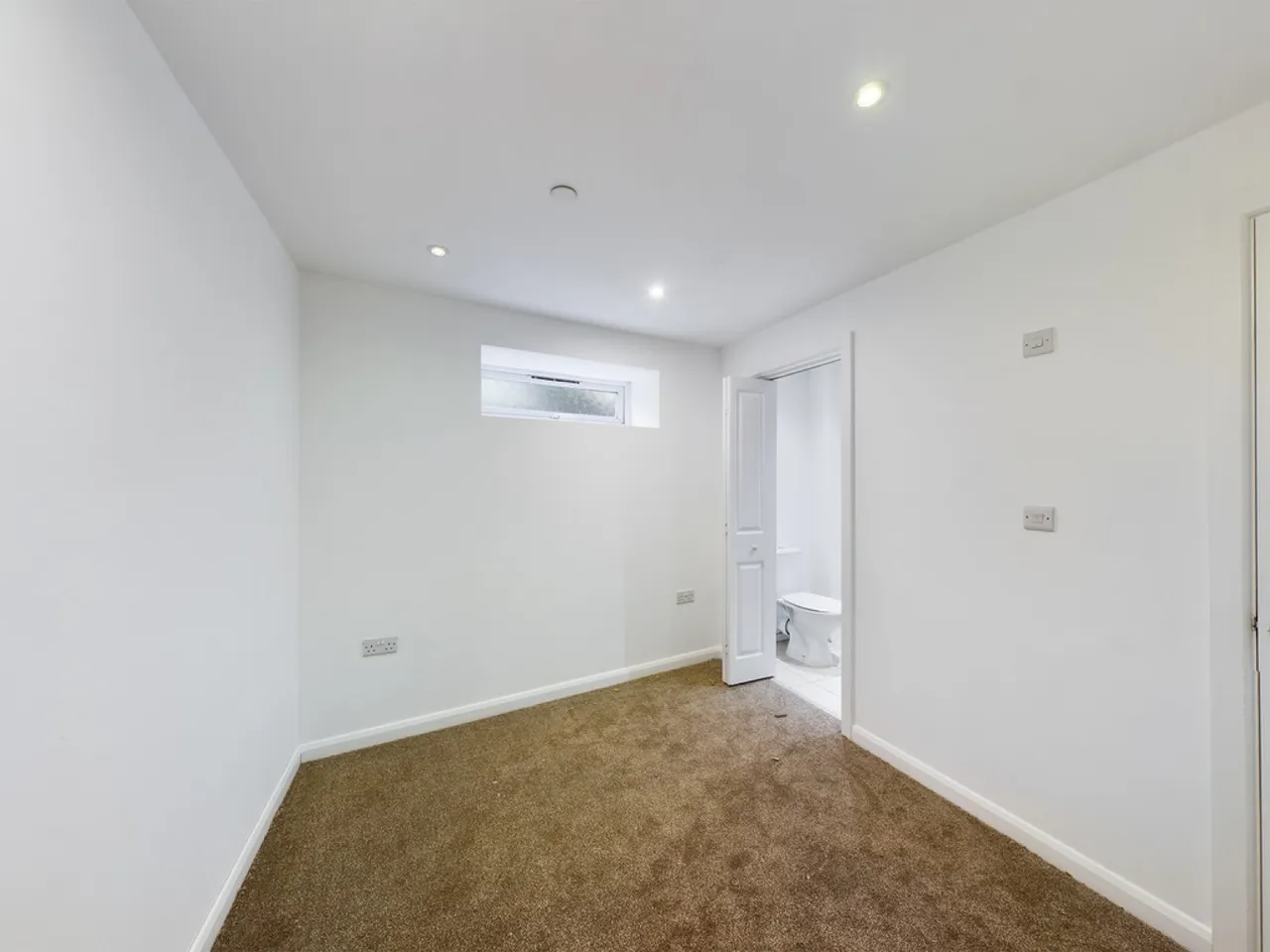 Arundel Court, Stonehouse, PL1, photo 6
