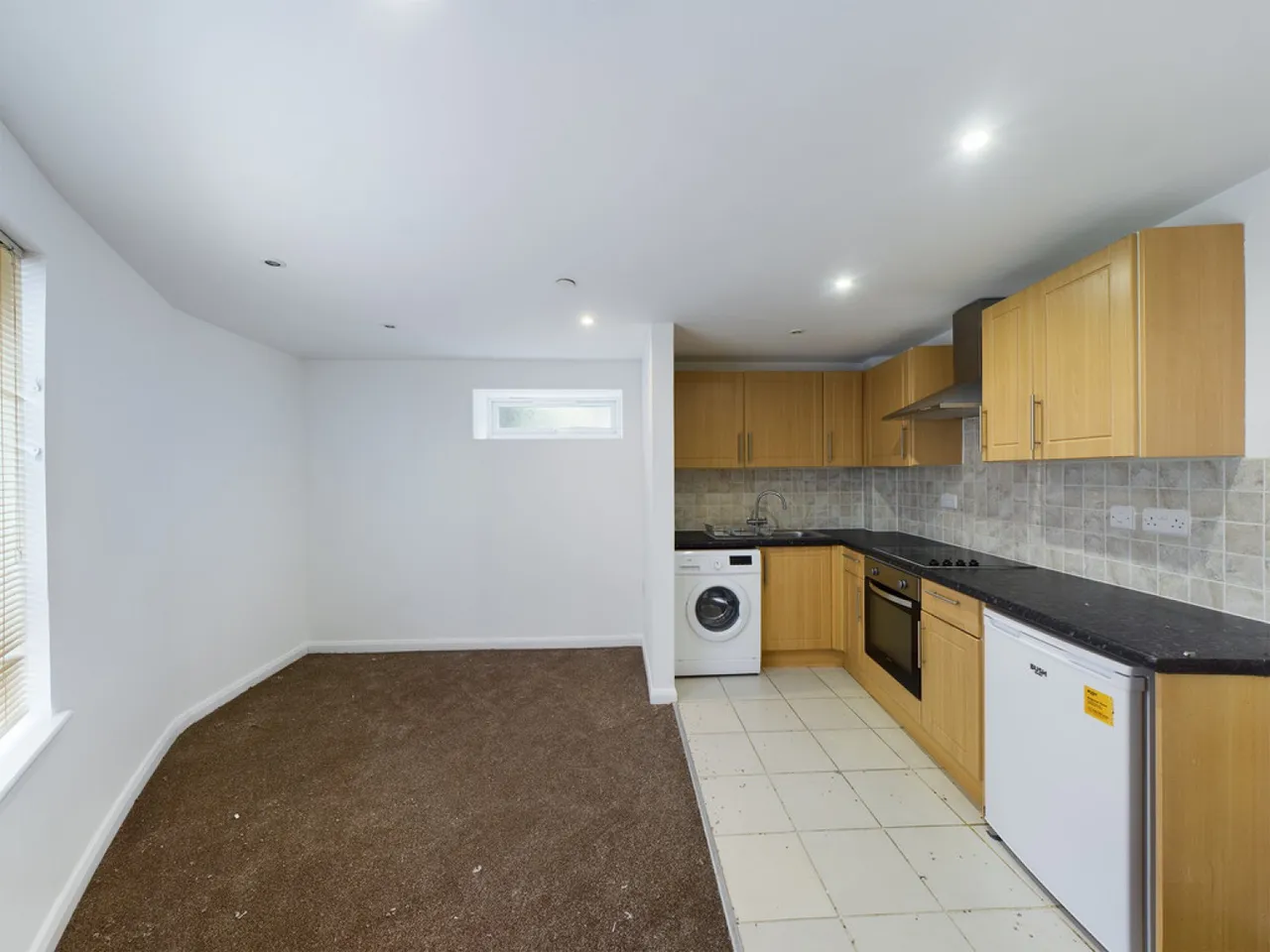 Arundel Court, Stonehouse, PL1, photo 4