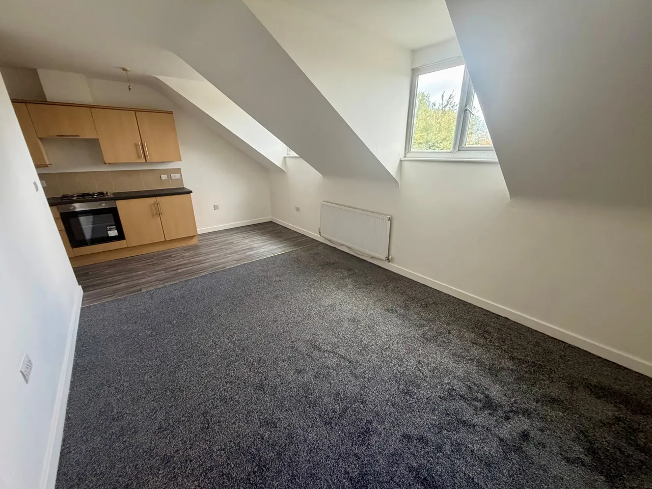 Imperial Court, Burnley, BB12, photo 4