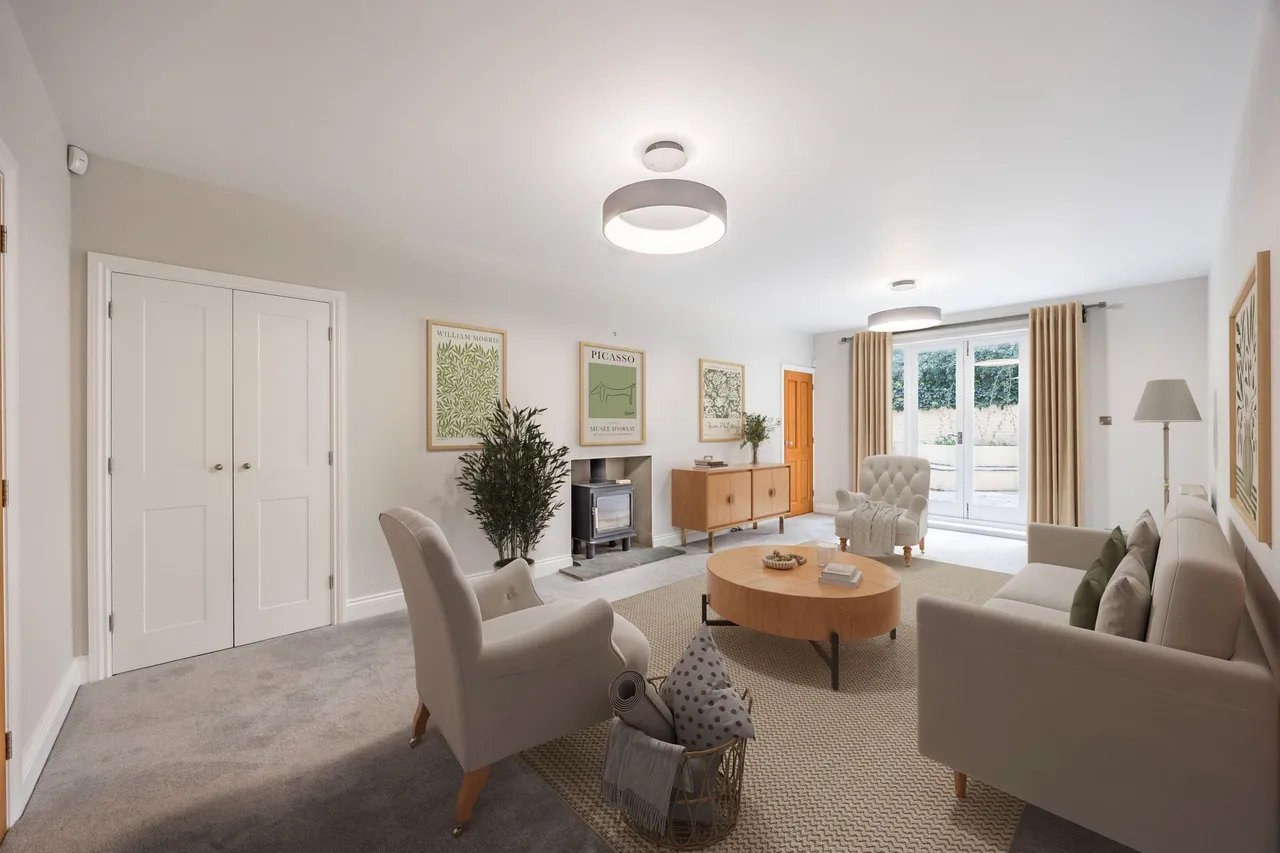 Beautifully Refurbished Early Ninetee, photo 7