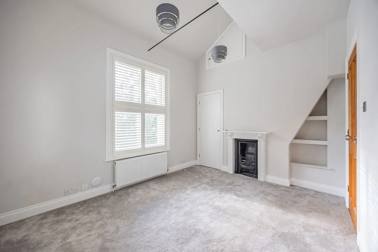 Beautifully Refurbished Early Ninetee, photo 13