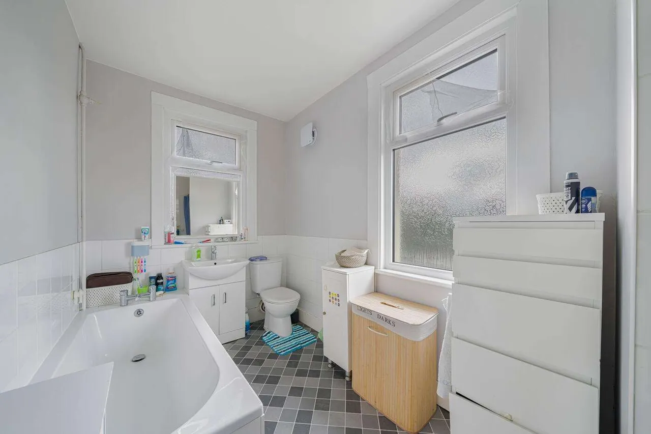 The Brent, Dartford, DA1, photo 17