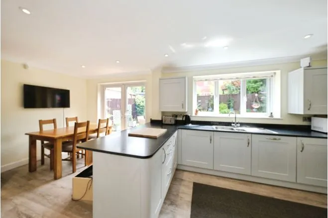 Beaumont Avenue, Southwell, NG25, photo 2