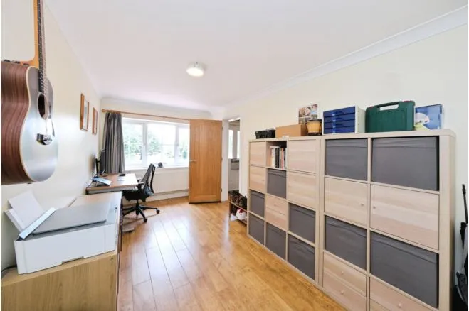 Beaumont Avenue, Southwell, NG25, photo 6