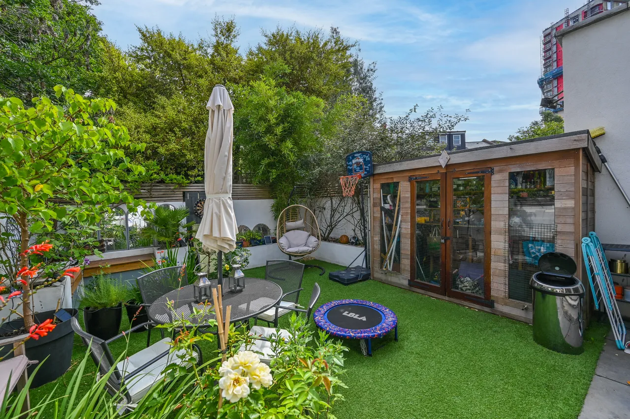 21 Drayton Road, London, photo 8