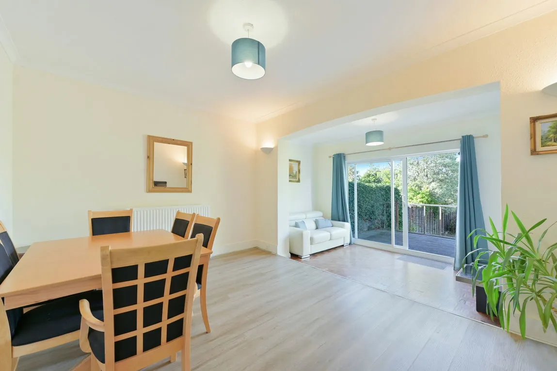 Lyndhurst Gardens, Pinner, HA5, photo 3