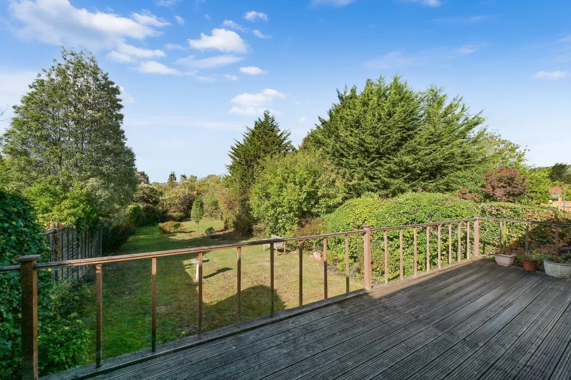 Lyndhurst Gardens, Pinner, HA5, photo 10