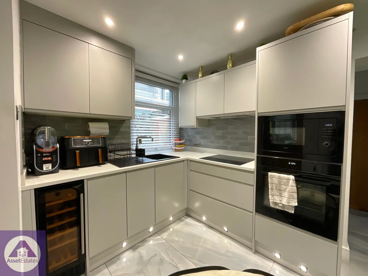 Alexandra Road, Abertillery, photo 2