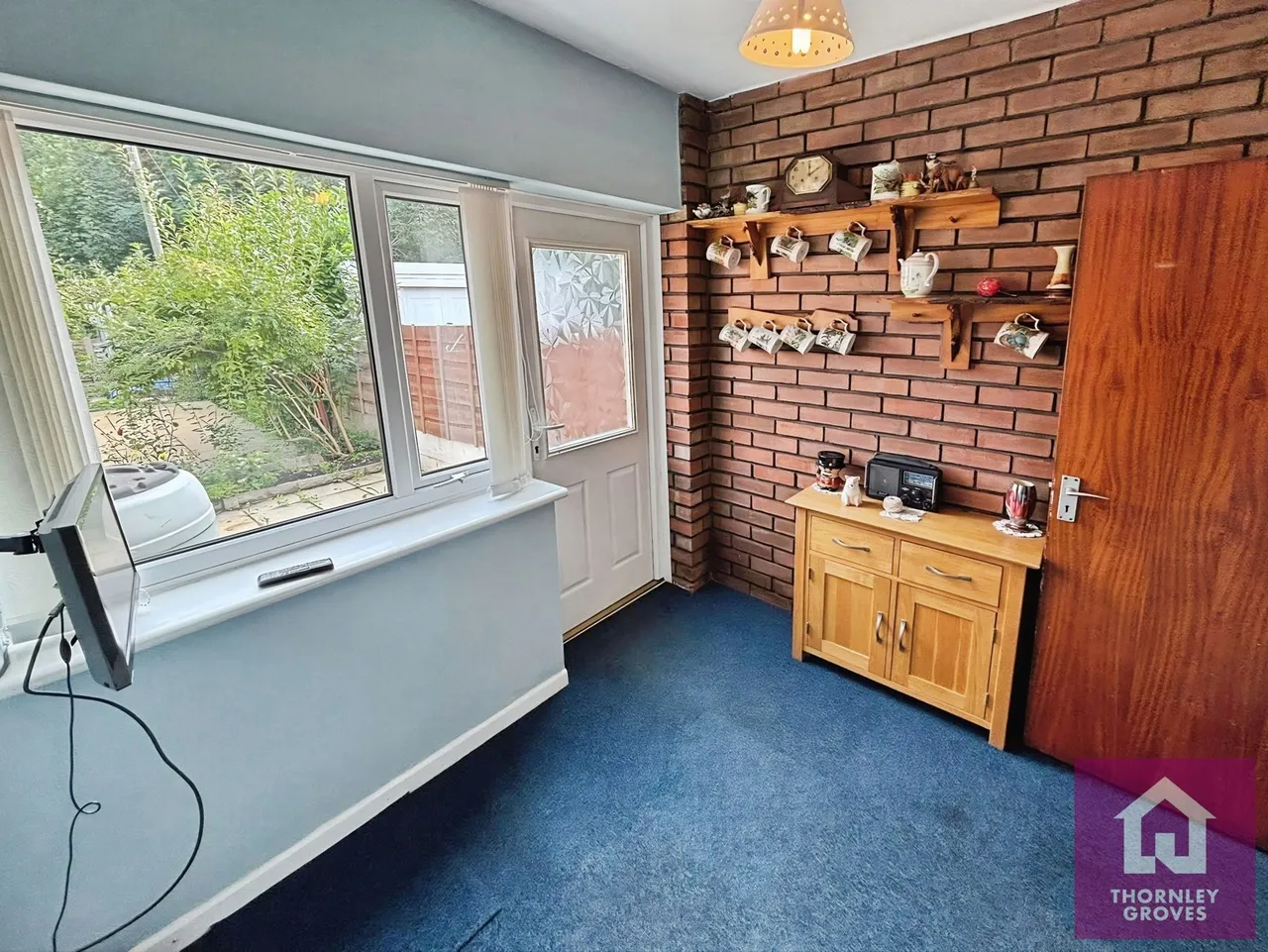 Canal Bank, Monton, M30, photo 8