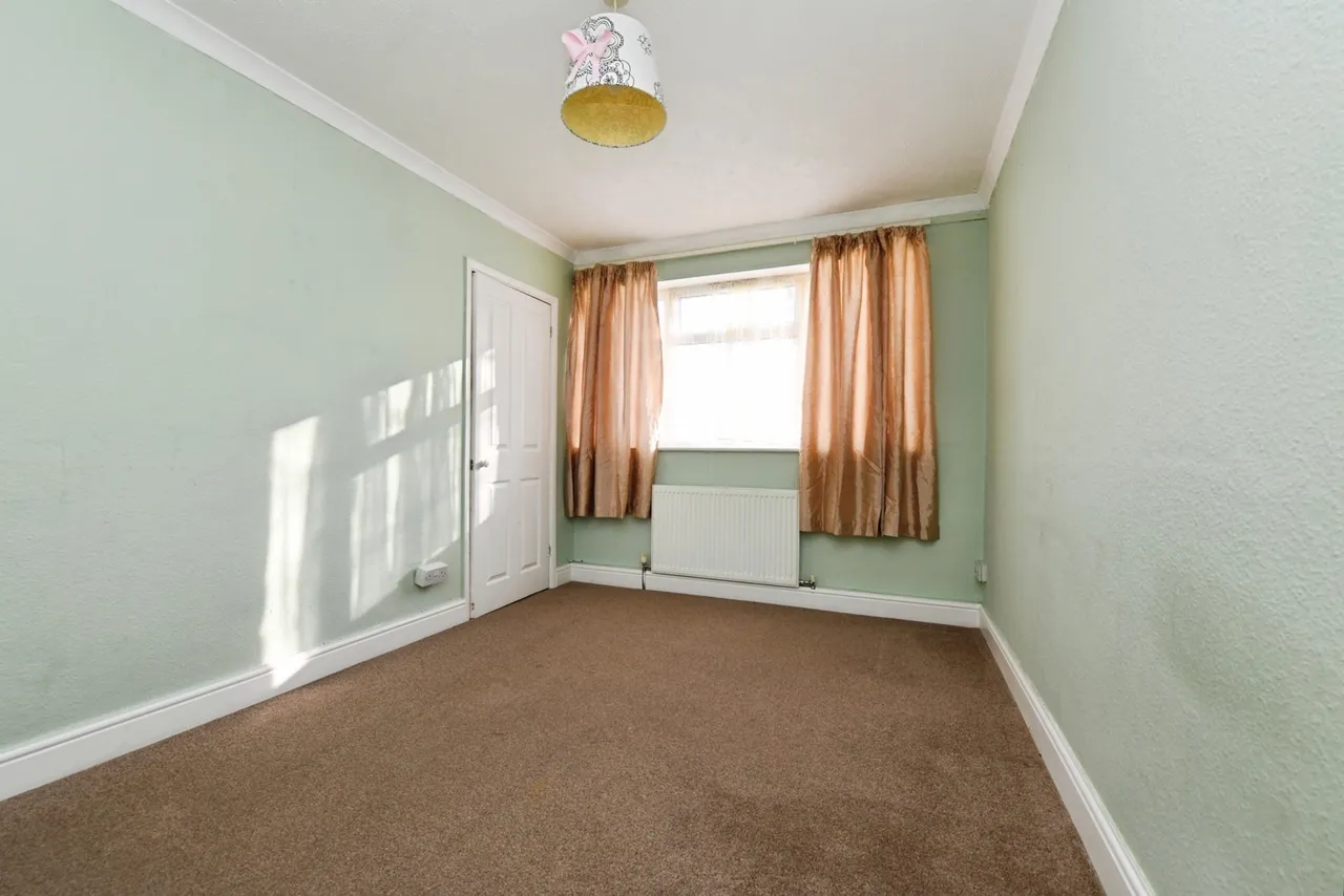 Woodland Avenue, Hutton, Brentwood, Essex, CM13, photo 13