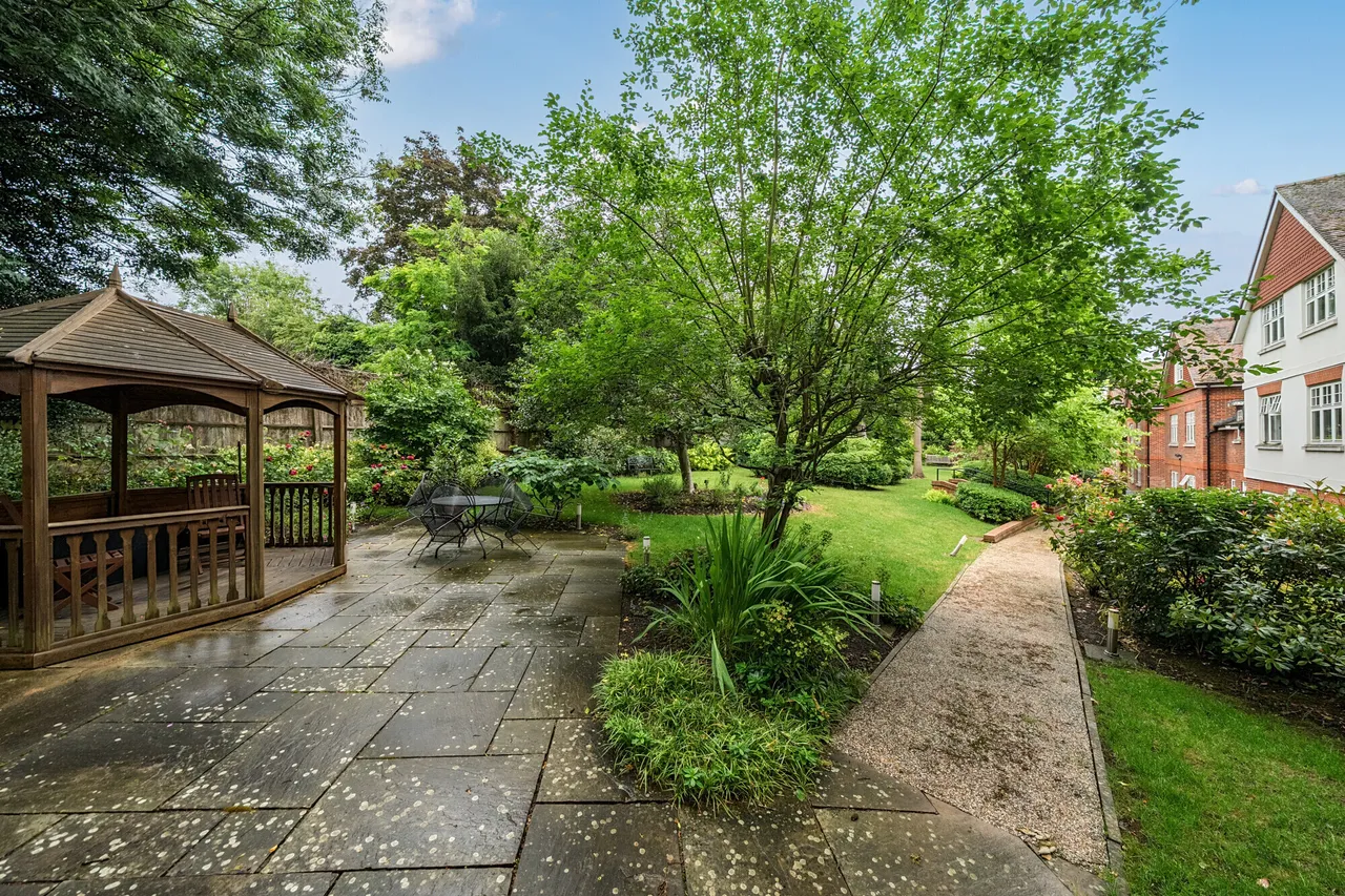 The Foresters, Harpenden, AL5, photo 2