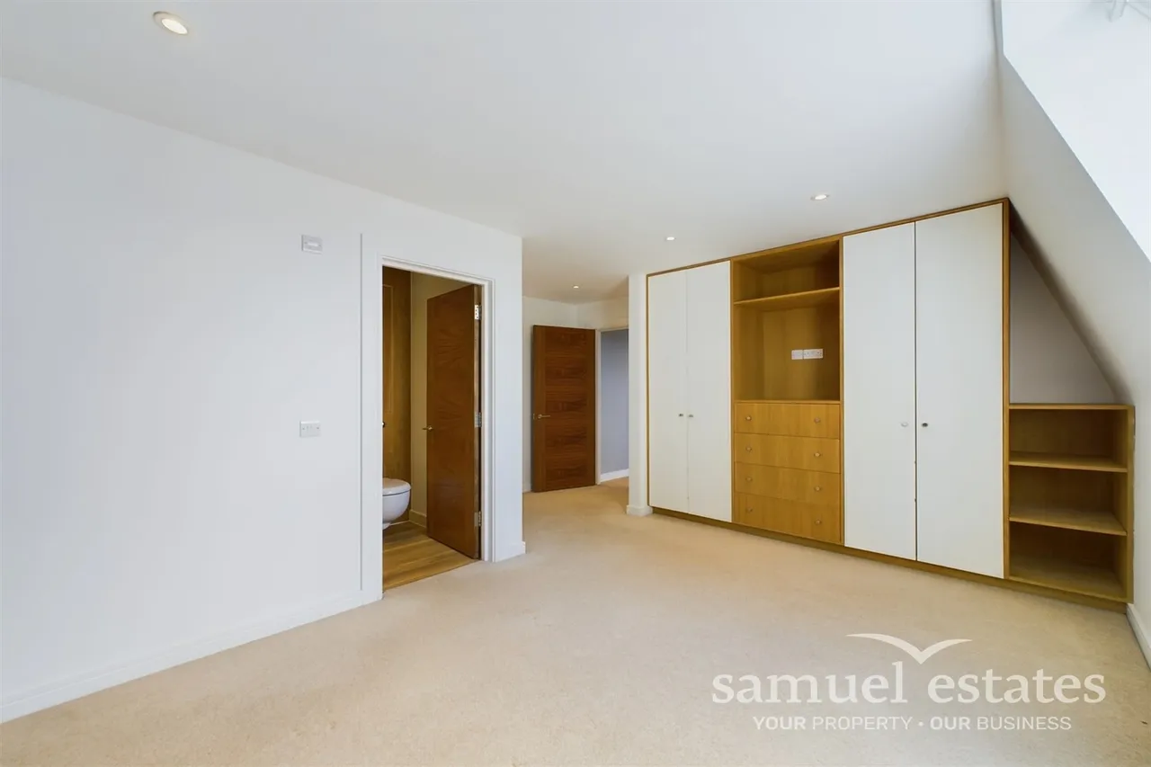 The Avenue, Worcester Park, Surrey, KT4 7LD, photo 10