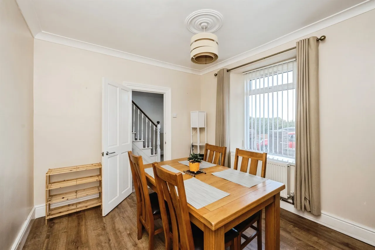 Francis Road, Swansea, SA6, photo 5