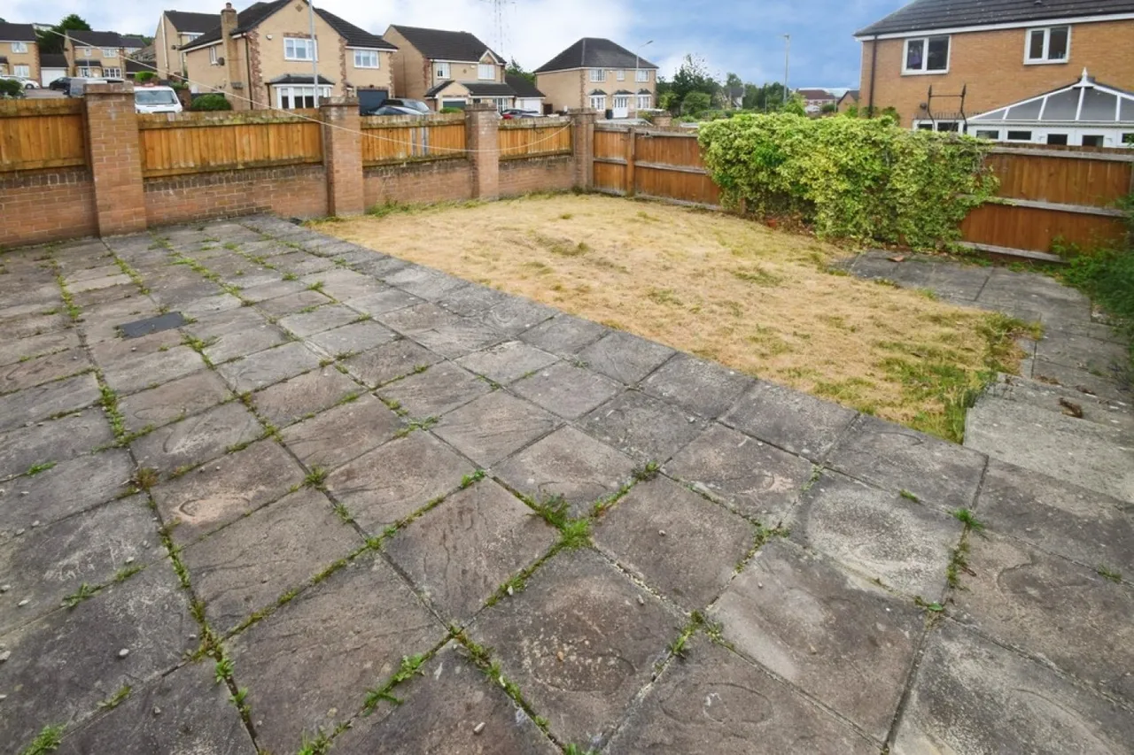 Thackley, Bradford, BD10, photo 15