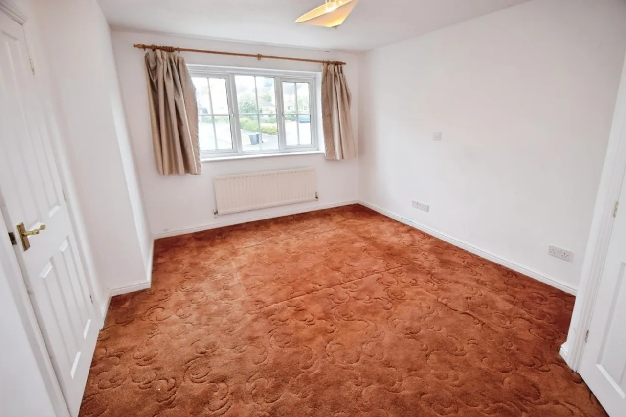 Thackley, Bradford, BD10, photo 7