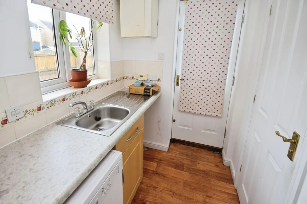 Thackley, Bradford, BD10, photo 6