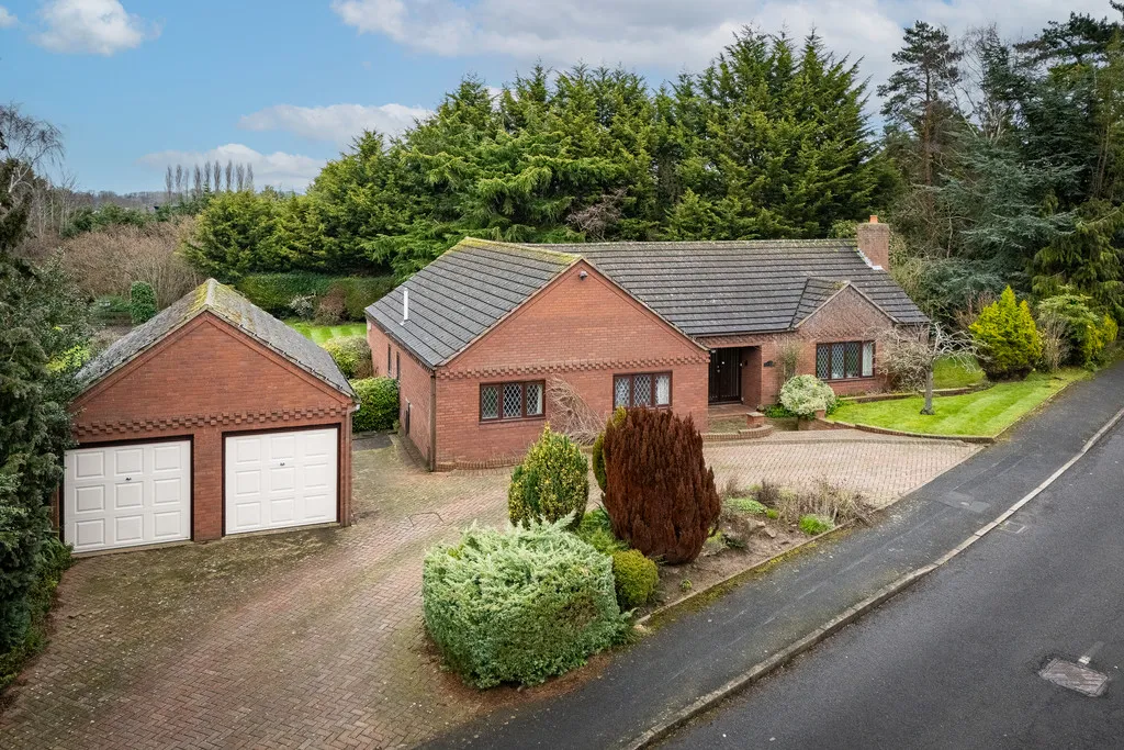 4 bed house for sale, Aldermead Close, Admaston, TF5