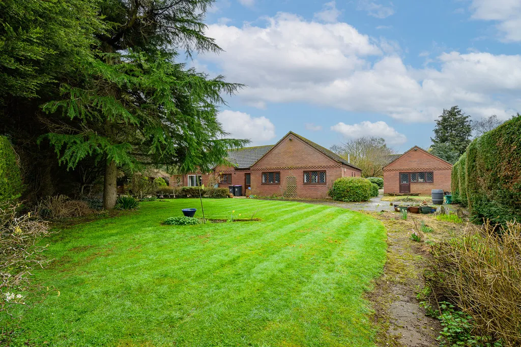 Aldermead Close, Admaston, TF5, photo 4