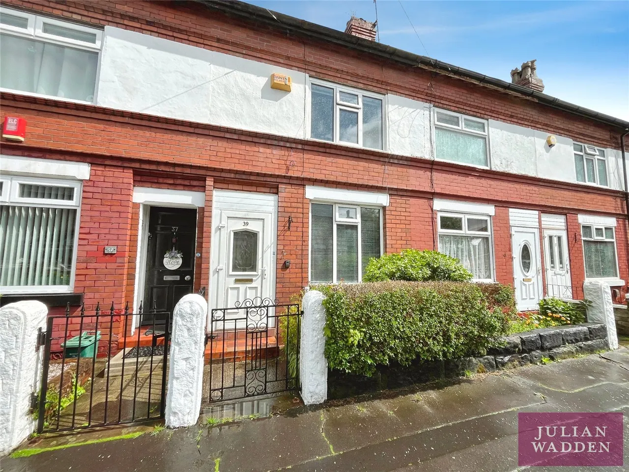 2 bed house to rent, Allanson Road, Northenden, M22