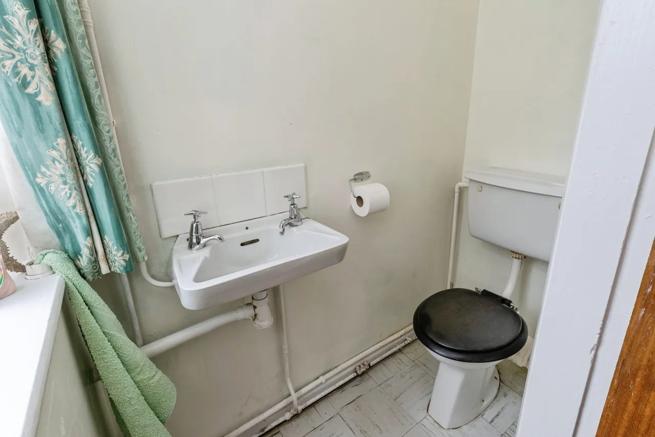 Heyfield Park Road, Little Sutton, CH66, photo 14
