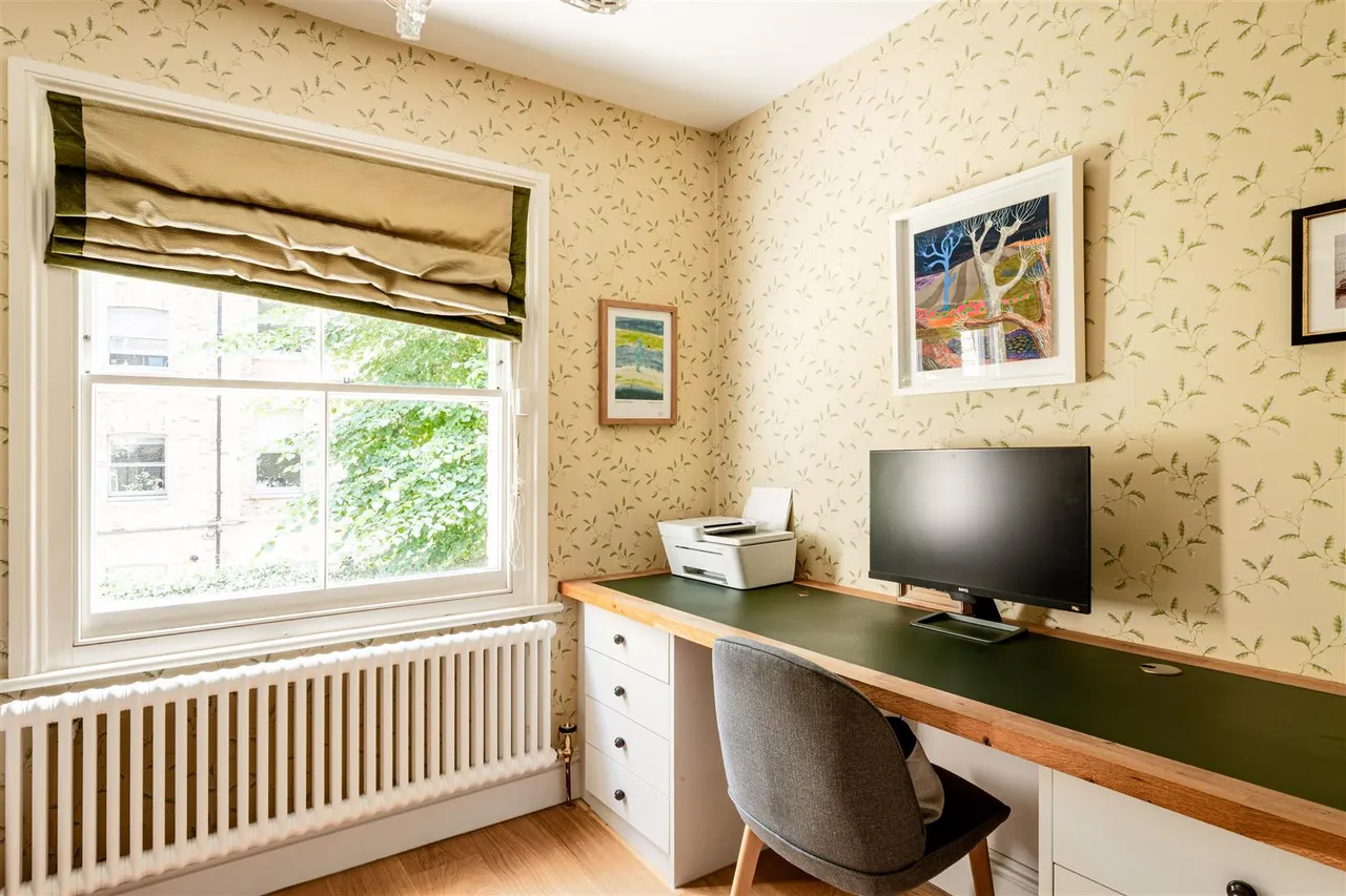 Warbeck Road, London, W12, photo 25