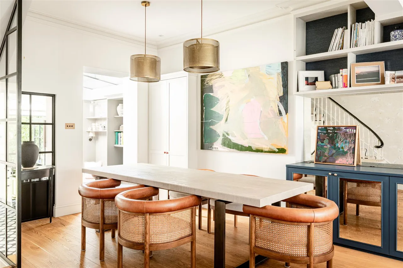 Warbeck Road, London, W12, photo 10