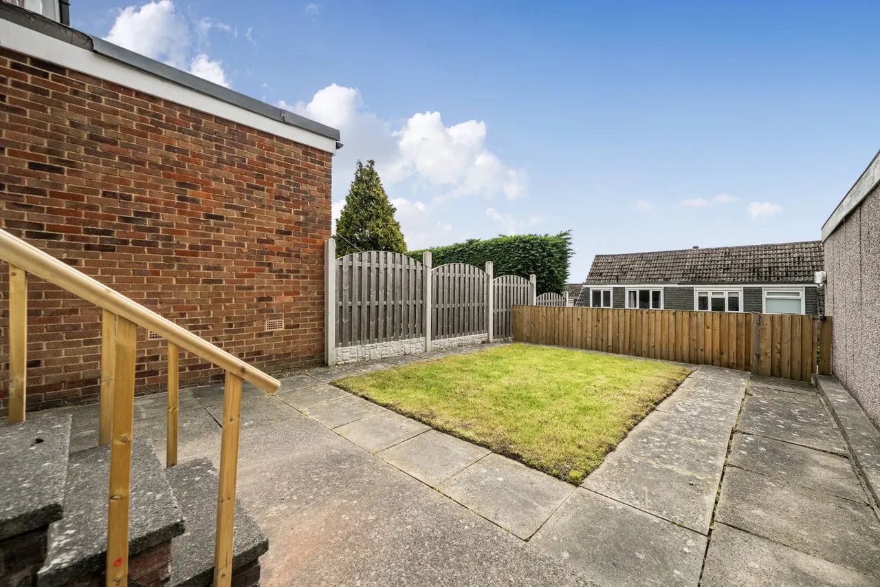 West End Drive, Horsforth, LS18, photo 16