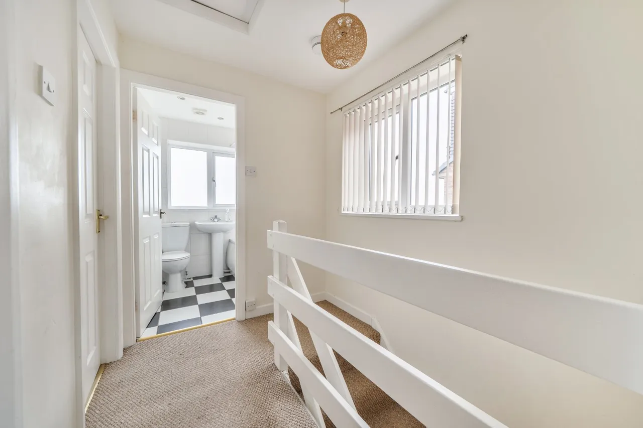 West End Drive, Horsforth, LS18, photo 9