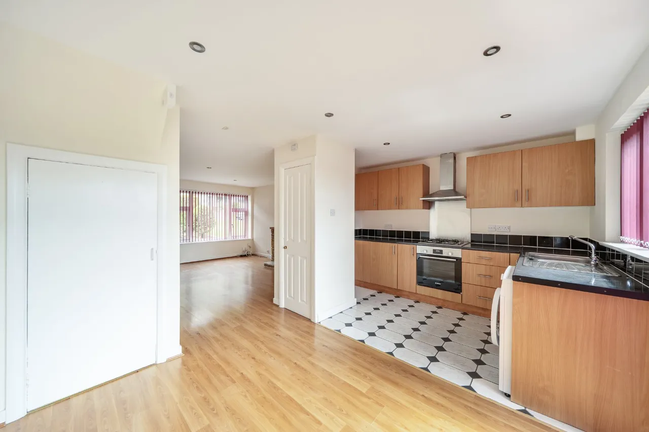 West End Drive, Horsforth, LS18, photo 4