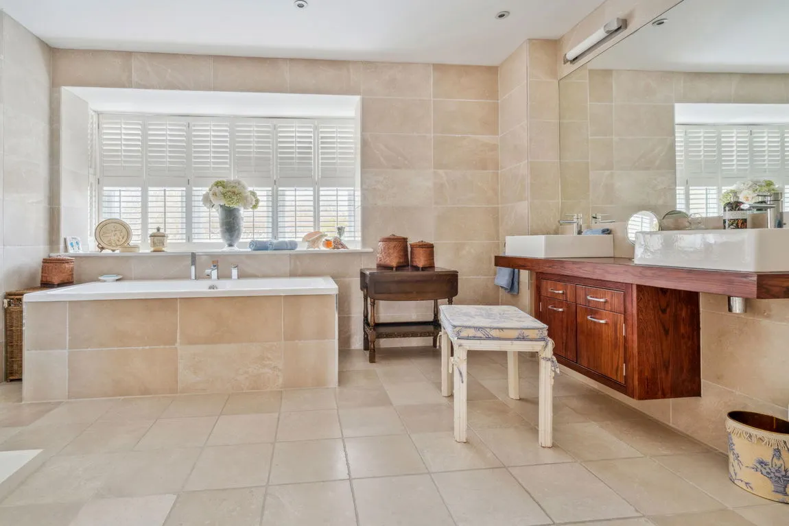 Shire Lane, Chorleywood, WD3, photo 14