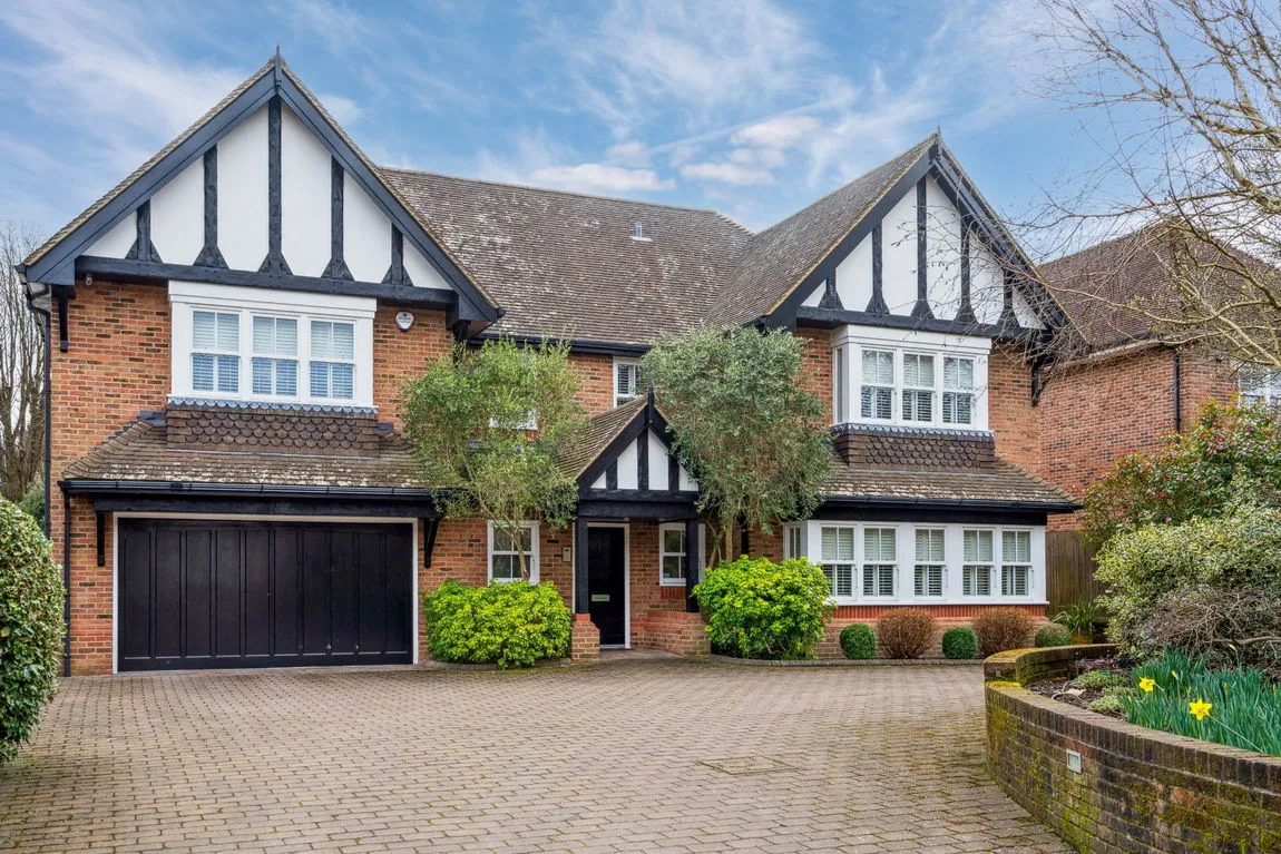 Shire Lane, Chorleywood, WD3, photo 22