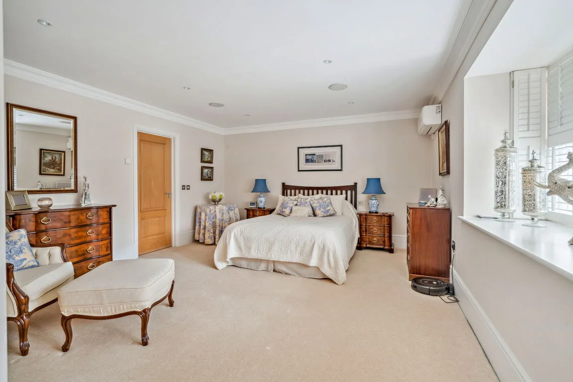 Shire Lane, Chorleywood, WD3, photo 8